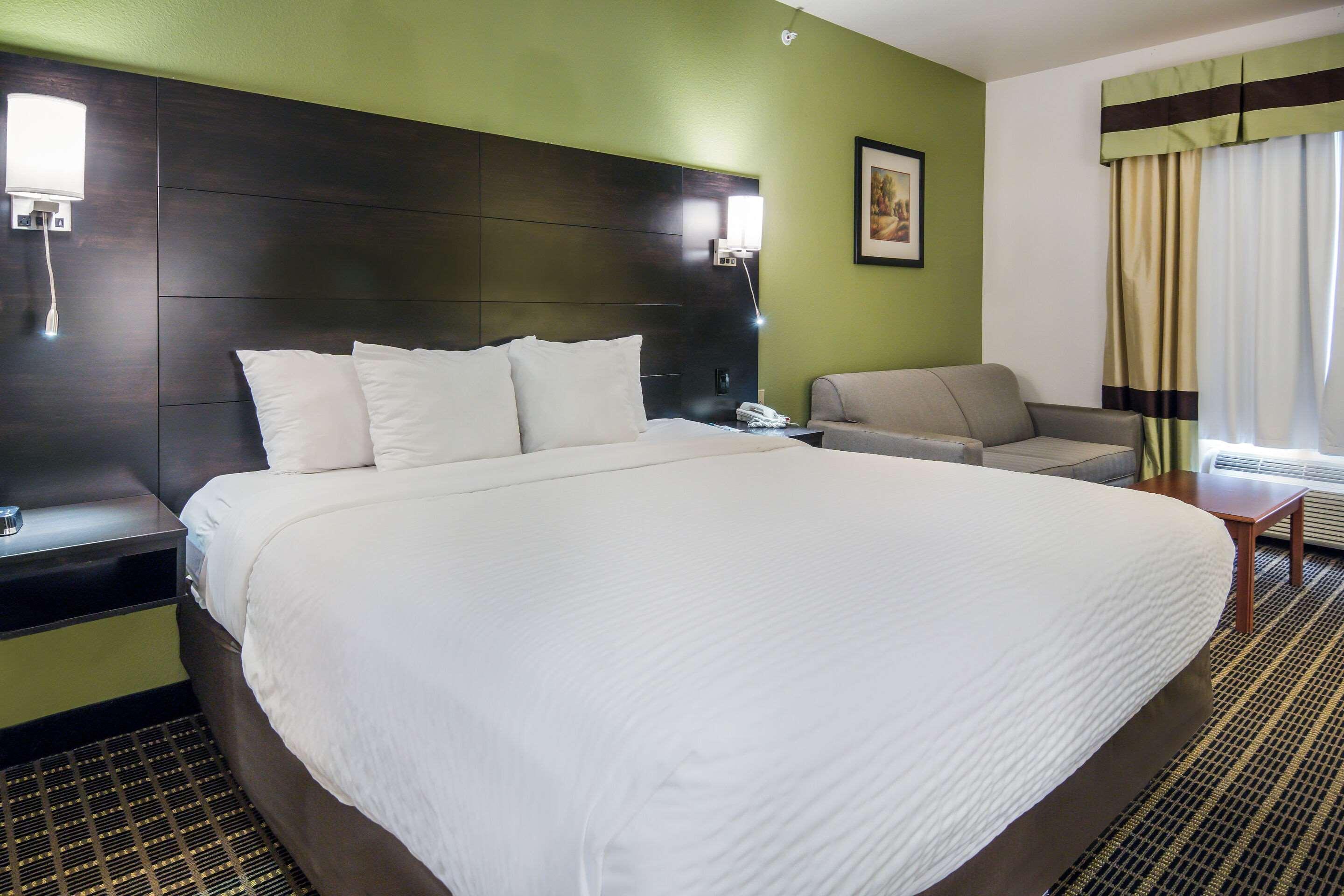 Clarion Inn & Suites Weatherford South Zewnętrze zdjęcie