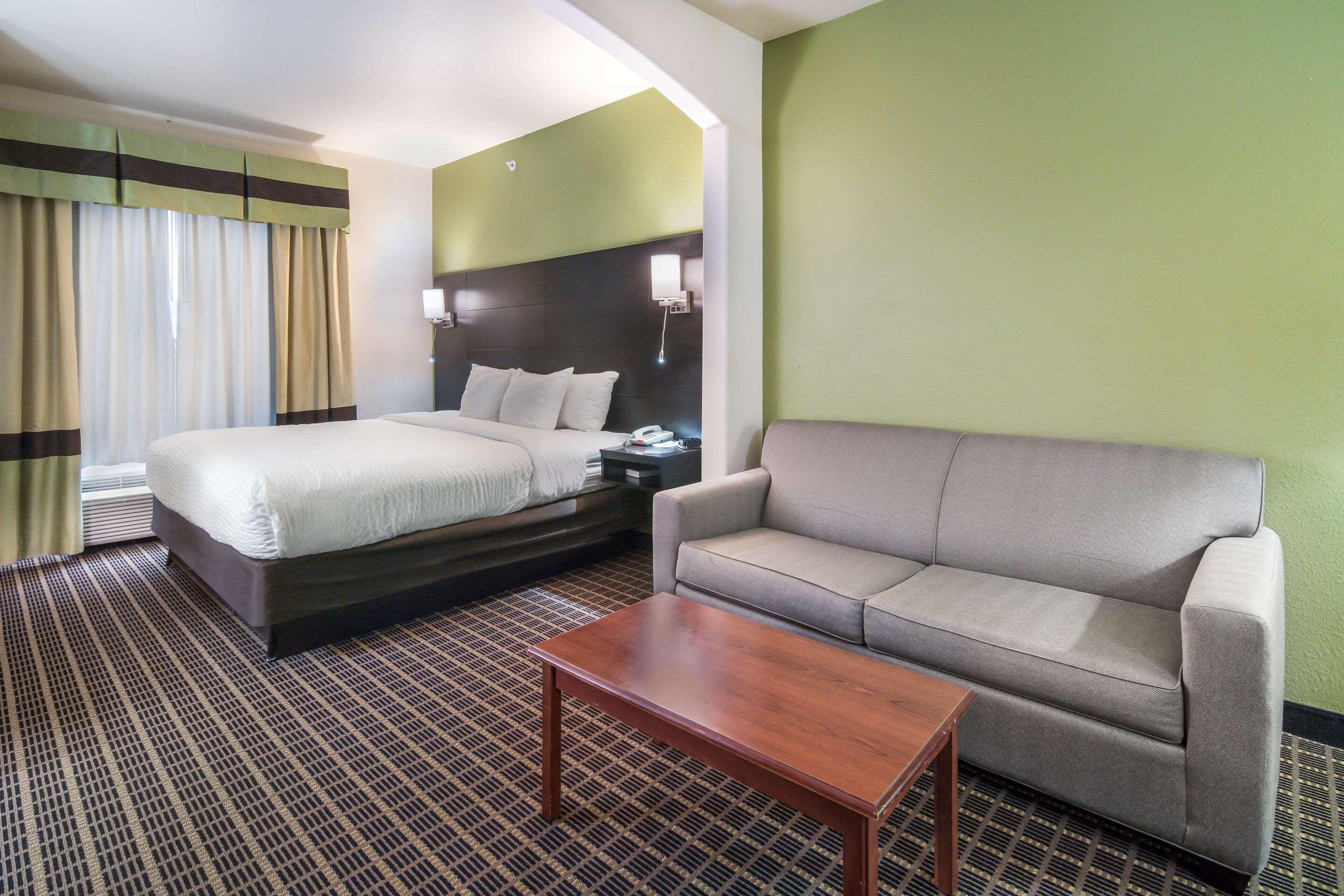Clarion Inn & Suites Weatherford South Zewnętrze zdjęcie
