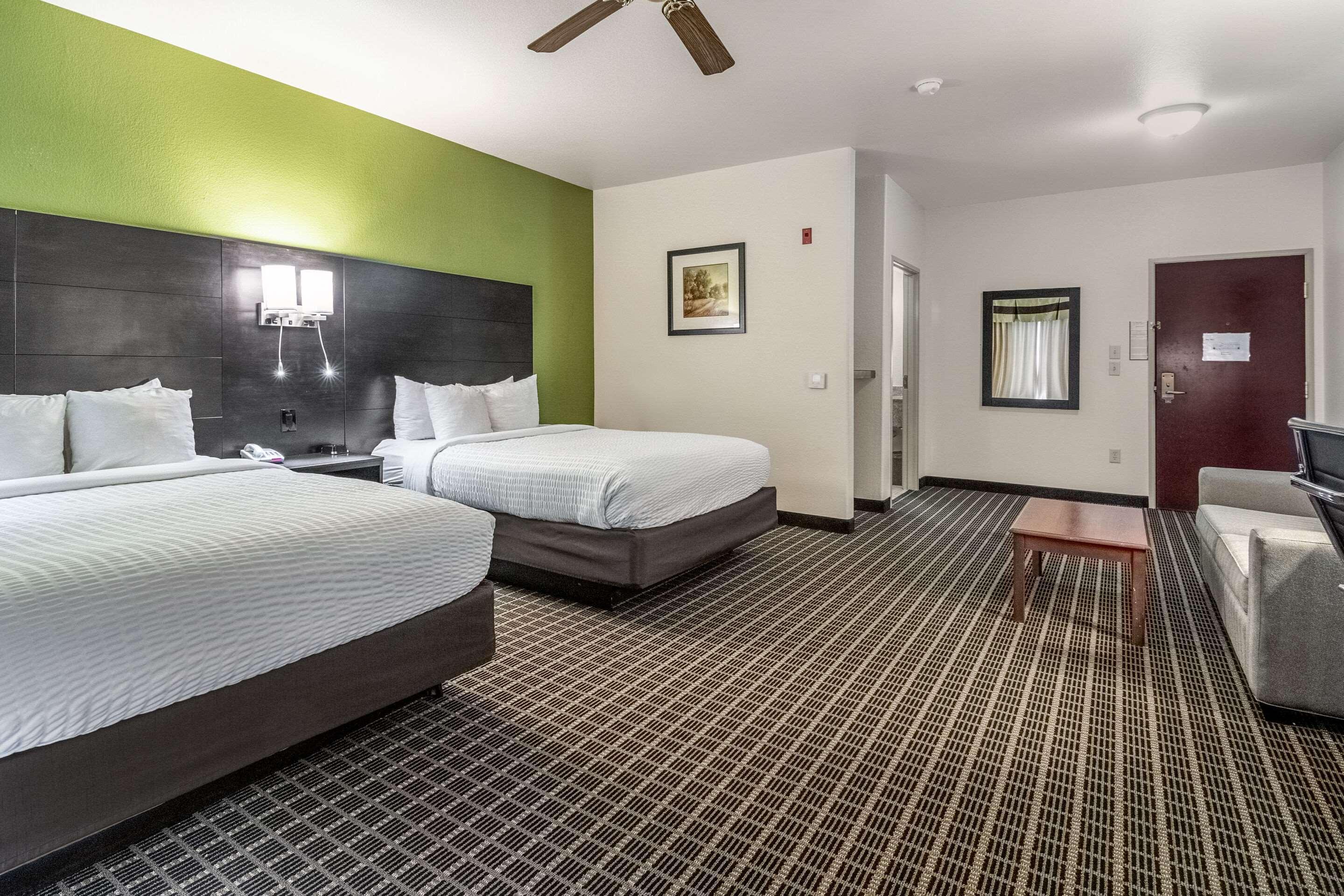 Clarion Inn & Suites Weatherford South Zewnętrze zdjęcie