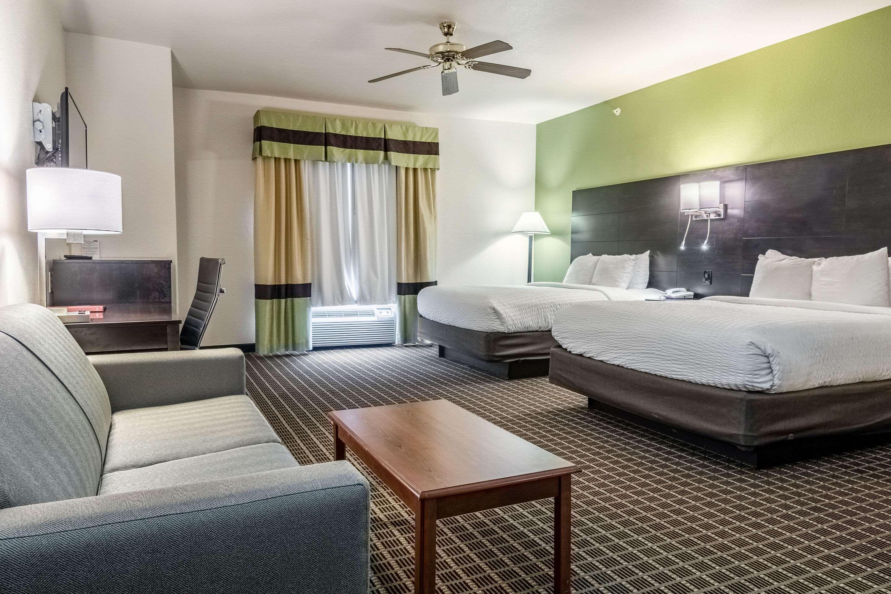 Clarion Inn & Suites Weatherford South Zewnętrze zdjęcie