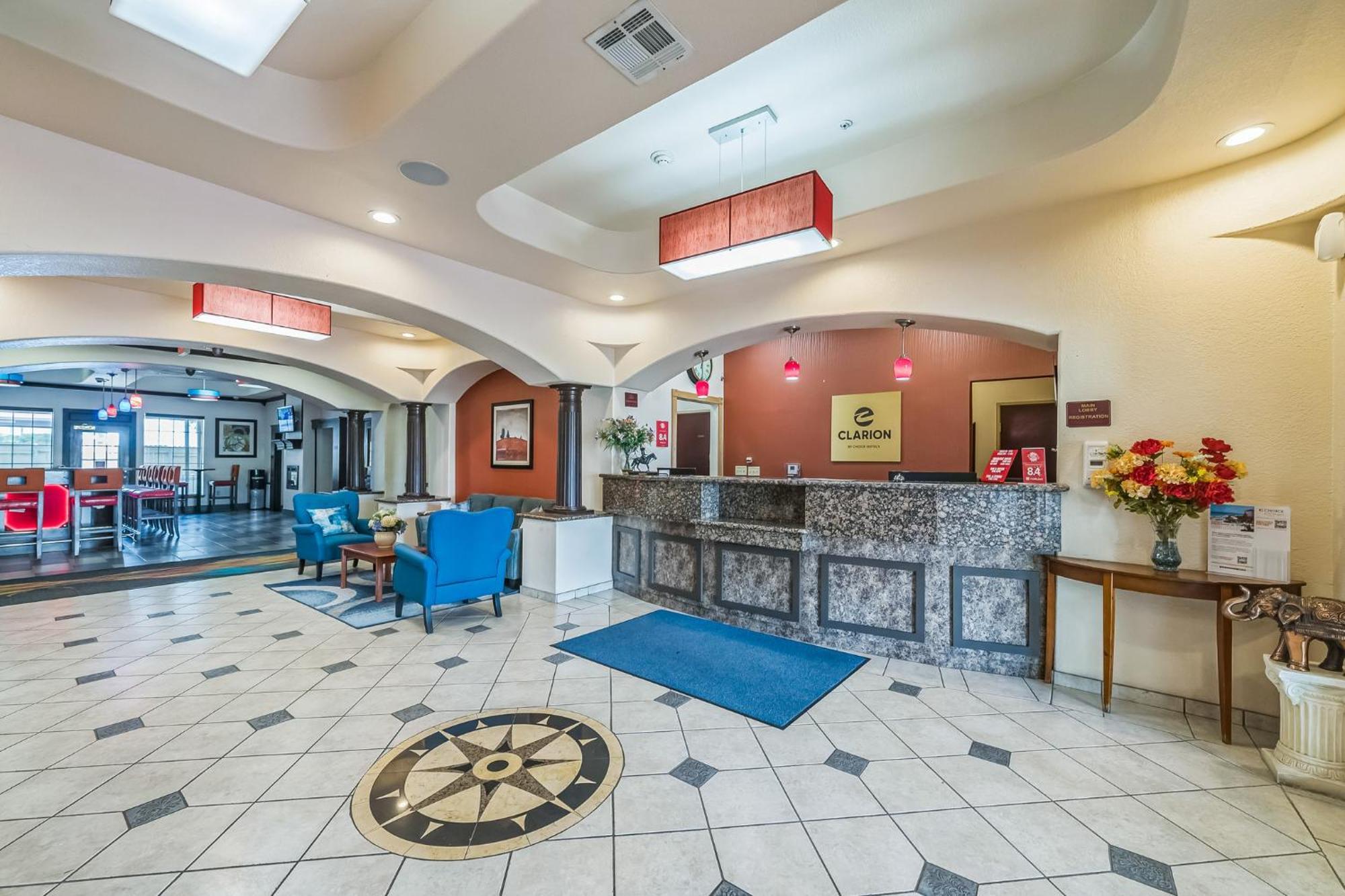Clarion Inn & Suites Weatherford South Zewnętrze zdjęcie